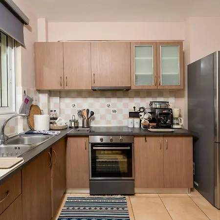 Eleni's Modern Apartment Volos
